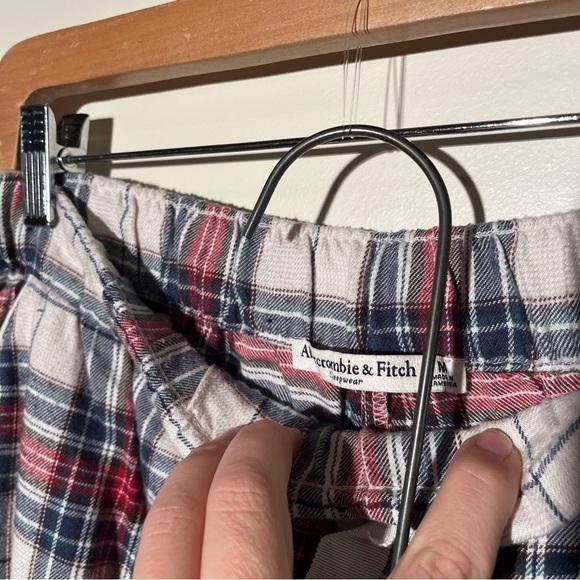 Abercrombie & Fitch Sleepwear Plaid Pajama Set - Picture 6 of 10